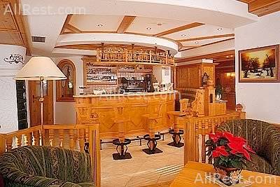 Gianna Hotel 25